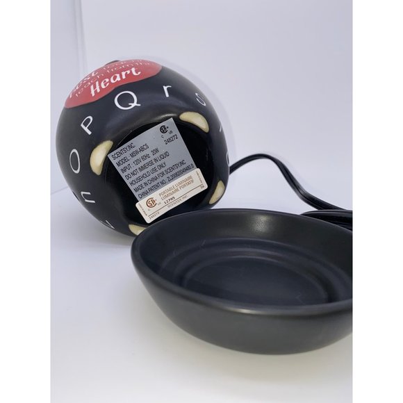 Scentsy ABC Teacher Warmer in box - Picture 3 of 13